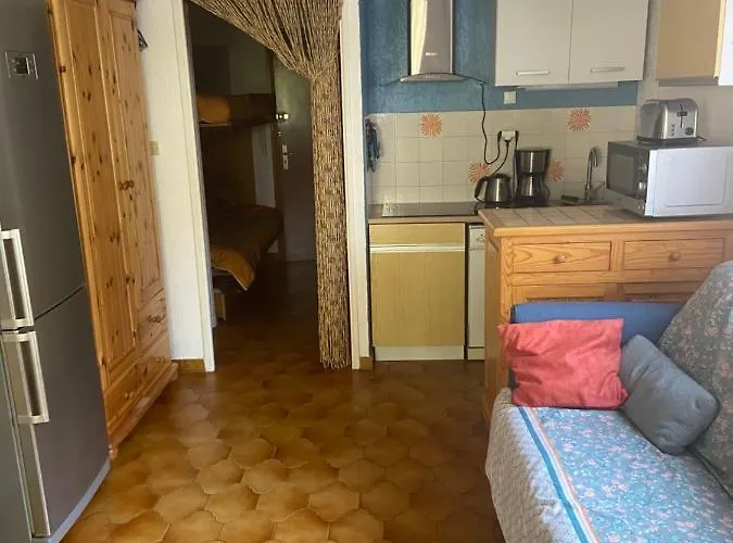 아파트 Confort 100m